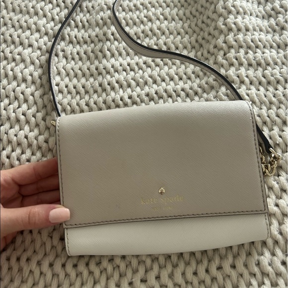 KATE SPADE PURSE - Picture 2 of 4